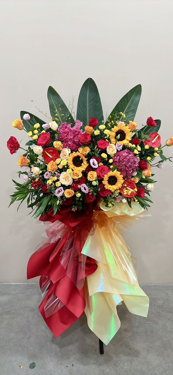 Elegance | Opening Flower Stand